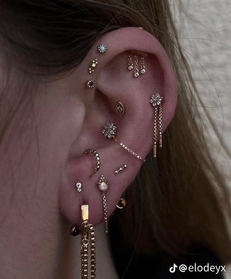 Stacked Lobe, Transverse Lobe, Triple Forward Helix, Minimalist Ear Piercings, Constellation Piercings, Unique Ear Piercings, Double Ear Piercings, Cool Ear Piercings, Pretty Ear Piercings