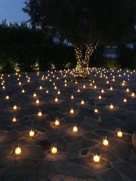 Proposal Fairy Lights, Propose Decoration, Candlelit Proposal, Candlelight Proposal, Night Proposal, Lobby Inspiration, Sufi Night, Outdoor Proposal, Cocktail Decor