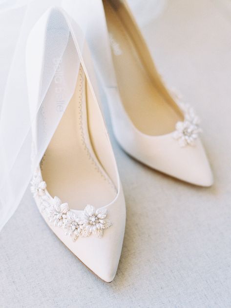 The most beautiful ivory wedding pumps you can find with stunning 3D floral shaped beading and elegant pearls on the side. Wear this for your garden, outdoor, destination wedding. Photography: Mallory Dawn Shoes: Bella Belle Shoes Kasut Pengantin, Beading Embellishment, Country Shoes Boots, Pearl Wedding Shoes, Bridal Shoes Low Heel, Ivory Wedding Shoes, Wedding Pumps, White Wedding Shoes, Elegant Heels