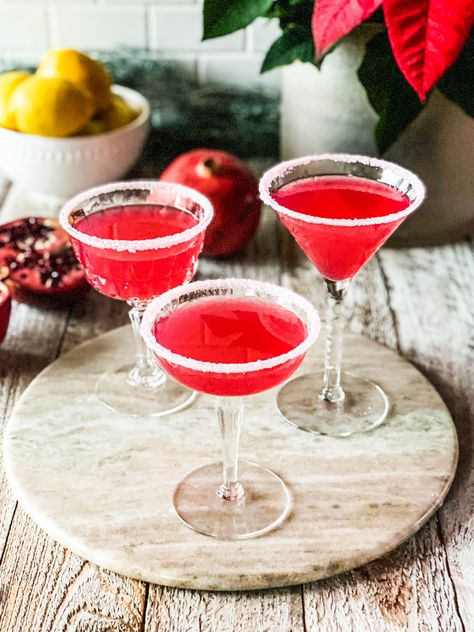 Pomegranate Lemon Drop Martini - The Perks of Being Us Pomegranate Lemon Drop Martini, Holiday Champagne Cocktails, Holiday Vodka Cocktails, Raspberry Martini, Cider Mimosas, Pomegranate Martini, Apple Cider Mimosa, New Years Appetizers, Martini Ingredients