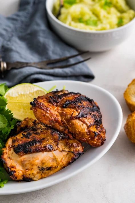 Mexican Marinade For Chicken, Easy Chipotle Chicken, Authentic Mexican Chicken, Mexican Chicken Marinade, Mexican Marinade, Chipotle Chicken Recipe, Chipotle Recipes Chicken, Marinade For Chicken, Chipotle Peppers