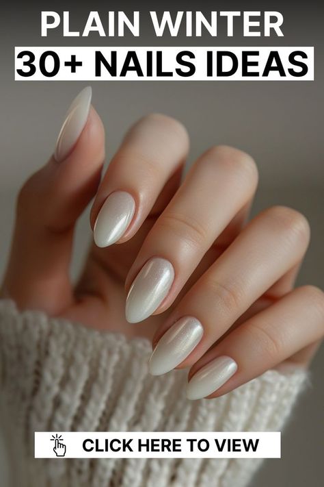 Almond Opaque Nails, Christmas Nail Neutral, Kyoto Pearl Nails, Dip Nails Winter Colors, Plain Elegant Nails, Subtle Elegant Nails, Plain Acrilyc Nails, Nails White Design Classy, Minimal Classy Nails