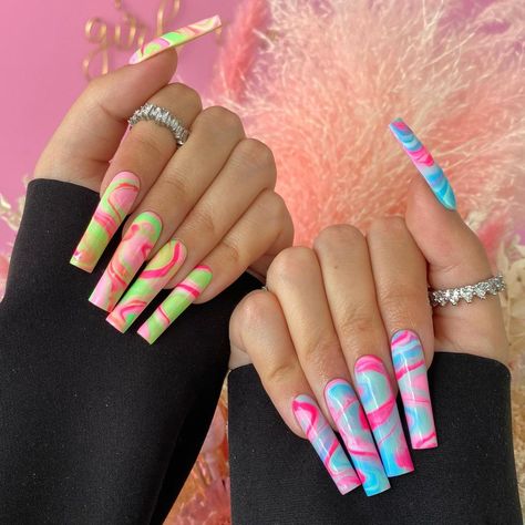 Psychadelic Nails, Crazy Acrylic Nails, Ig Nails, All Candy, Nails 2021, My Nails, Total Body, Transformation Body, Makeup Accessories