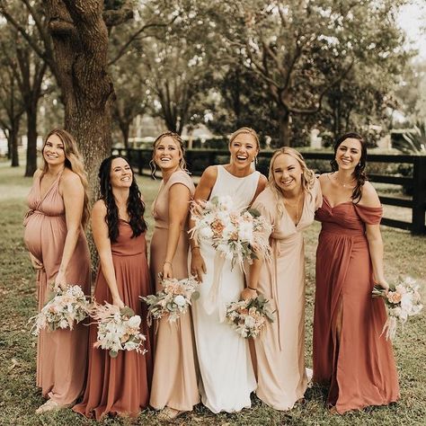 Rust Pink Wedding, Ombre Bridesmaid Dresses, Budget Bridesmaid Dresses, Brown Bridesmaid Dresses, Fall Bridesmaids, Silver Cocktail Dress, Rose Bridesmaid Dresses, Mismatched Bridesmaids, Cheap Bridesmaid