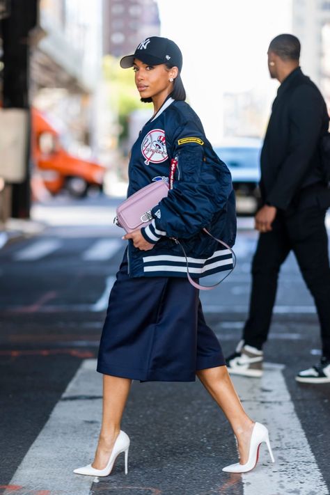 X Lori Harvey Style, Harvey Outfits, Sport Outfit Women, Athleisure Chic, Sporty Chic Style, Nba Outfit, Lori Harvey, Fits Aesthetic, Glam Outfit