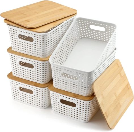 Closet Playroom, Closet Organization Bins, Small Storage Basket, Plastic Baskets, Storage Bins With Lids, Plastic Container Storage, Plastic Storage Bins, Lid Storage, Organization And Storage