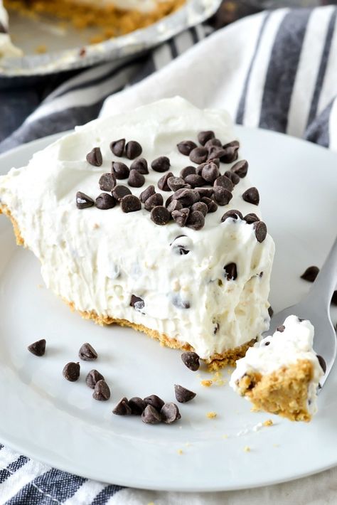 No-Bake Cannoli Cream Pie - Mother Thyme Cannoli Pie, Mother Thyme, Cream Pie Filling, Homemade Graham Cracker Crust, Store Bought Pie Crust, Cannoli Cream, Homemade Graham Crackers, Duncan Hines, Great Desserts