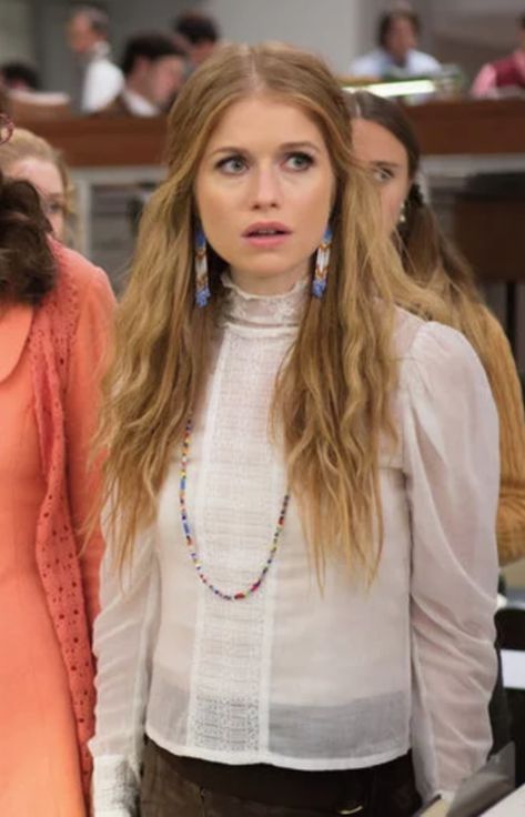 Good Girls Revolt, Good Girls, Hippie Vibes, Music Aesthetic, New Music, Hair Wrap, Dreadlocks, Fashion Inspo, Beaded Necklace