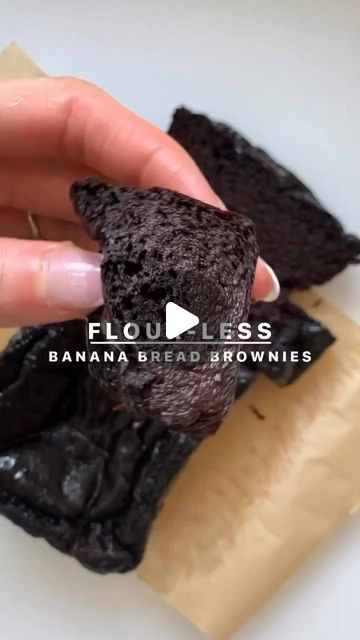 Flourless Bread, Flourless Banana Bread, Grain Free Brownies, Keto Banana, Banana Bread Brownies, Keto Banana Bread, Flourless Brownies, Banana Brownies, Banana And Egg