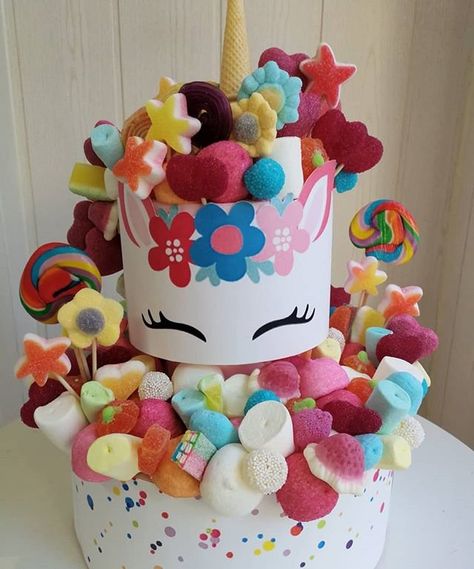 Candy Tower, Katherine Sabbath, Unicorn Candy, Sweet Boxes, Food Bouquet, Baby First Birthday Cake, Dessert Gifts, Sugar Pot, Candy Cakes