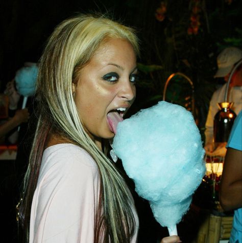 Nicole Richie, Cotton Candy, Candy, Paris, Blue, Candy Floss