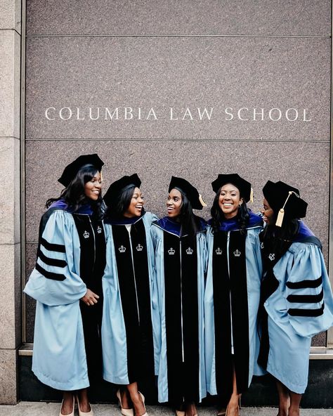 Law School Grad Party, Lawyer Bae, Columbia Law School, Law Outfits, Columbia Law, Graduation Shoot, Law School Life, Academic Life, Dreamscape Architecture