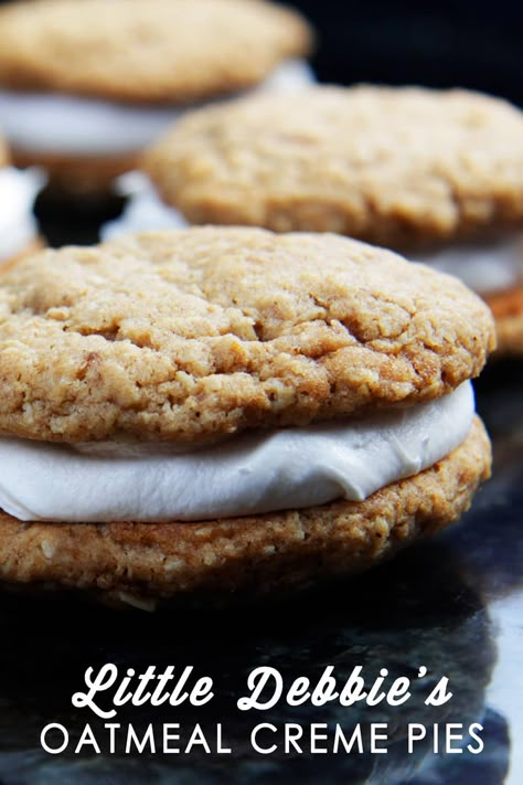 Oatmeal Pies, Chewy Oatmeal Cookies Recipe, Oatmeal Creme Pies, Oatmeal Pie, Lil Debbie, Wheat Chex, Oatmeal Creme Pie, Oatmeal Cream Pies, Homemade Oatmeal