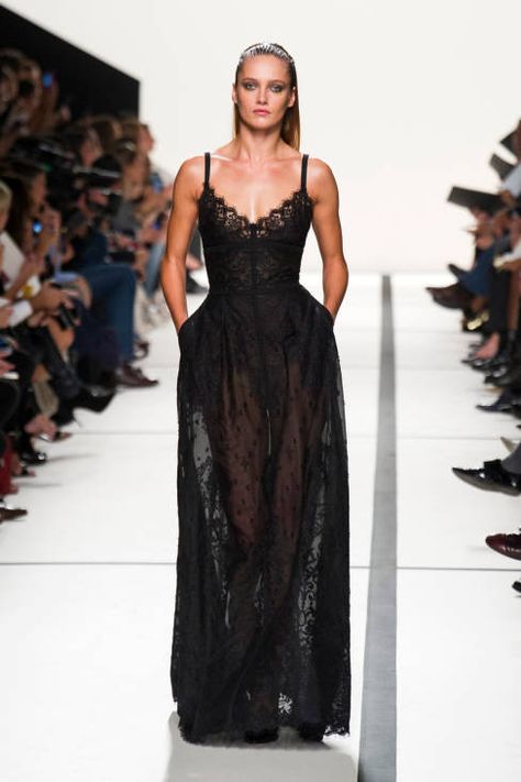 Long Black Lace Dress, Elie Saab 2014, Elie Saab Spring, United Nude, Fashion Week Spring 2014, Mode Boho, Black Lace Dress, John Galliano, Elie Saab