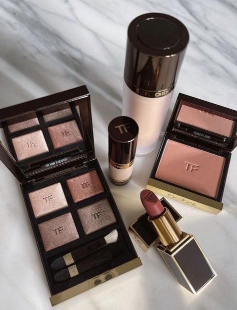 Tom Ford Aesthetic, Ford Aesthetic, Perfume Tom Ford, Alexandra Lapp, Tom Ford Heels, Tom Ford Perfume, Tom Ford Makeup, Makeup Package, Tom Ford Beauty