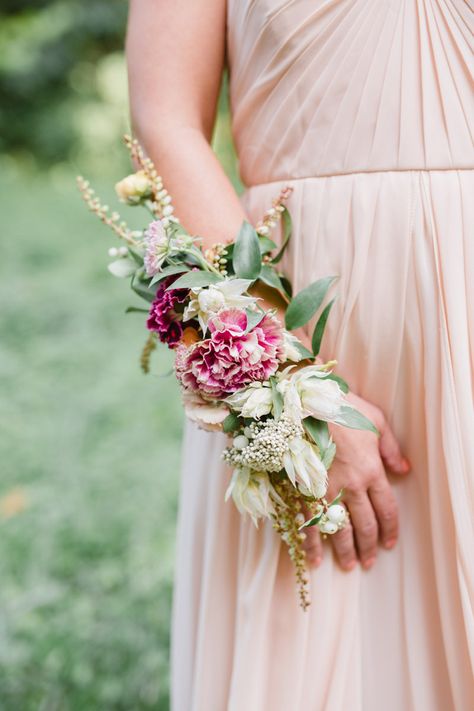 Makeup By Ariel, Bride Corsage, Bridal Corsage, Diy Corsage, Elopement Party, Hairdo Wedding, Bride Magazine, Flower Corsage, September Wedding