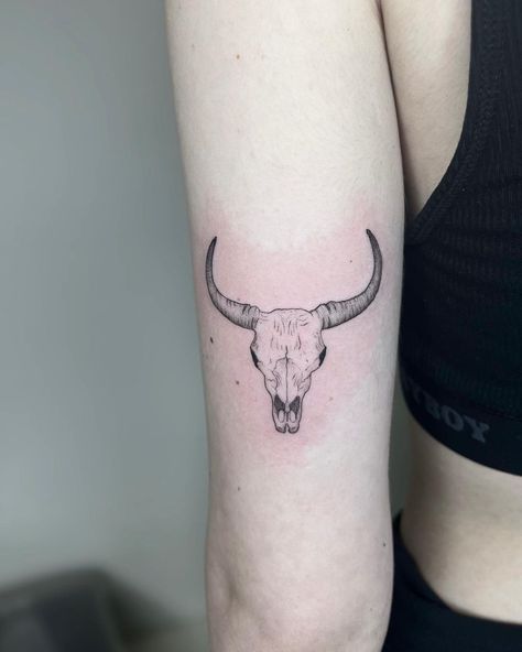 Longhorn ! #tattoo #tattoos #longhorn #fineline #finelinetattoo | Instagram Longhorn Tattoos, Texas Longhorn Tattoo, Location Tattoo, Longhorn Tattoo, Grace Tattoos, State Tattoos, Elbow Tattoos, Fantasy Land, Stick And Poke