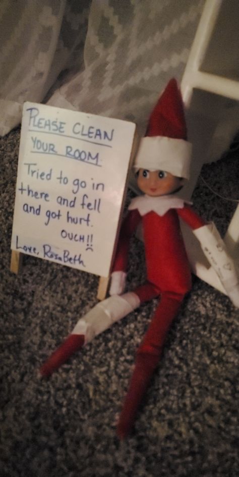 Elf Dirty Room, Dirty Room Elf On The Shelf, Laundry Room Elf On The Shelf, Elf On Shelf Laundry Room, Elf On The Shelf Dirty Room, Elf On The Shelf Hotel Room Ideas, Elf 2023, Gnome Ideas, Elf Ideas Easy