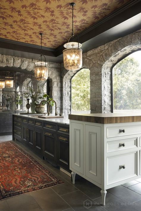 PILLSBURY CASTLE — Kate Roos Design Old Money House, Gaggenau Appliances, Rock Face, Apartment Inspiration, Marble Countertops, Antique Mirror, Asian Art, Kitchen And Bath, Countertops