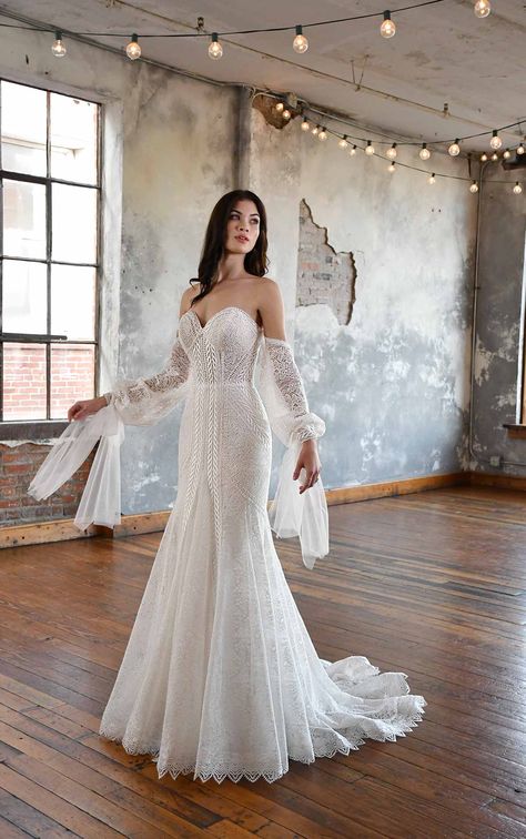 All Who Wander Wedding Dress, Sweetheart Neckline Wedding Dress, Neckline Wedding Dress, Wedding Dresses Sweetheart Neckline, Boho Wedding Gowns, Bridal Gallery, Ivory Gown, All Who Wander, Summer Wedding Dress