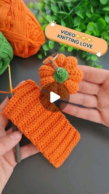 KNİTTİNG LOVE on Instagram: "Make MONEY with This SUPER EASY Crochet Pumpkin Keychain! 🥰 Sell and give as a gift.    . #knitting #crochet #motif #knittinglove #shorts #reels #reelsinstagram" Easy Crochet Pumpkin, Pumpkin Keychain, Super Easy Crochet, Crochet Doll Tutorial, Crochet Fruit, Gift Crochet, Crochet Basket Pattern, Crochet Pumpkin, Crochet World