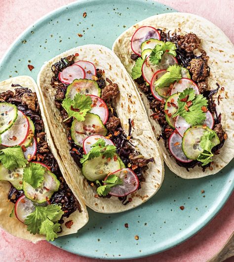 Easy beef taco recipe with pickled veggies topped with spicy crema | More recipes on www.HelloFresh.com Sesame Ground Beef, Spicy Crema, Meal Prep Service, Taco Recipes Ground Beef, Korean Chili Flakes, Tacos Easy, Sesame Beef, Korean Ground Beef, Beef Tacos Recipes