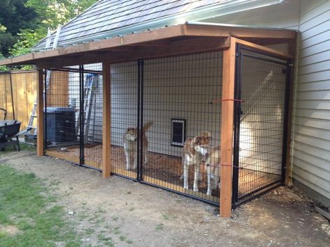 We made an inside outside dog kennel! Just amazing work!! The dogs <3 their new home! (It goes into a kennel in the garage) Outside Dog Kennel, Dog Kennel And Run, Dog Kennel Ideas, Kennel Ideas, Dog Pens, Diy Dog Kennel, Outside Dogs, Dog Spaces, Dog Yard