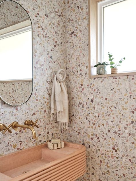 Pink Terrazzo Bathroom, Jessica Hansen, Concrete Collaborative, Terrazzo Bathroom, Pink Terrazzo, 1960s House, Aesthetic Bathroom, U Shaped Kitchen, Local Furniture