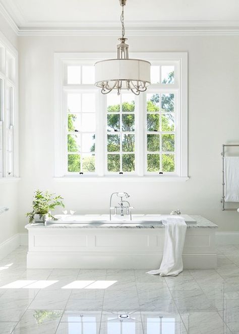 ... Hamptons Style Bathroom, Hamptons Interior Design, Bathroom Ideas Hamptons, Hamptons Interior, Hamptons Style Home, Interior Minimalista, Hamptons House, Apartment Bathroom, Hamptons Style