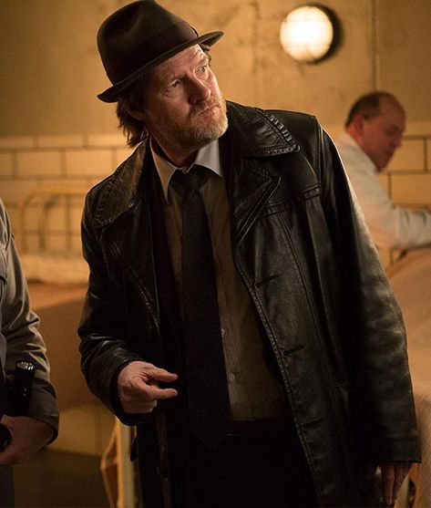 harvey bullock Harvey Bullock Gotham, Donal Logue, Harvey Bullock, Gotham Characters, Batman Characters, Dr Aesthetic, Rogues Gallery, Reference Ideas, Show Movie