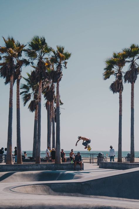 Los Angeles Aesthetic, Venice Beach California, California Vibe, Los Angeles Travel, Park Pictures, Skateboarder, California Dreamin', California Beach, California Dreaming