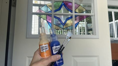 Diy Staining, Stained Glass Paint, Stained Glass Diy, Stained Glass Crafts, Diy Window, Can Diy, Faux Stained Glass, Window Painting, Tinted Windows