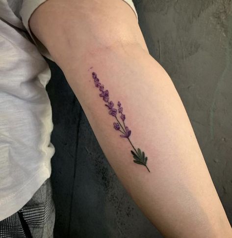 Little Flower Tattoo, Flower Lavender, Dainty Tattoos, Feminine Tattoos, Art Ink, Maple Leaf Tattoo, Small Tattoos, Tattoo Artists, Flower Tattoo