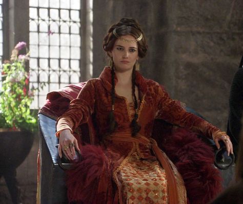 Morgan Pendragon, Hawke Da2, Costume Guide, Eva Green, Medieval Fashion, Character Aesthetic, Larp, Ideas Style, Pretty Woman