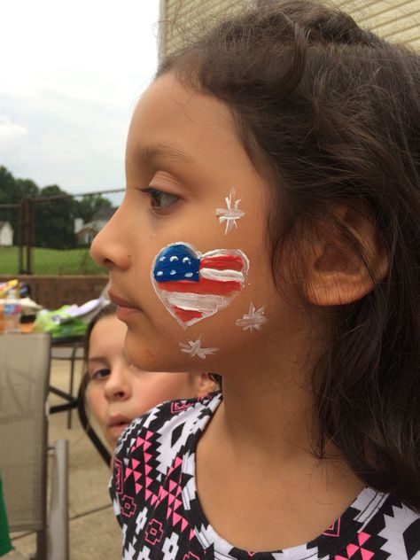 4th of July face painting Fourth Of July Makeup Ideas, 4th Of July Makeup Ideas, July Makeup Ideas, Patriotic Makeup, July Face Paint, July Makeup, 4th Of July Makeup, Easy Origami Flower, Face Painting Easy