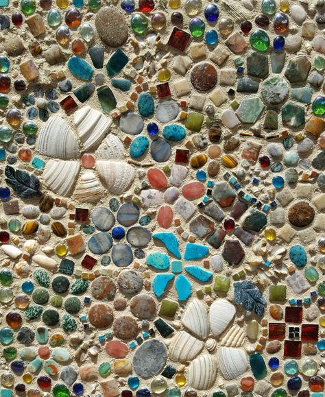 My first mosaic tabletop Lynn Hamilton Mosaic With Shells, Shell Stepping Stones, Sea Shell Mosaic, Mosaic Steps, Trapper Cabin, Beach Mosaic, Seashell Mosaic, Landscape Mosaic, Shell Mosaic Tile