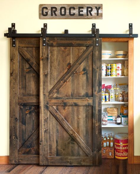 Vintage Style Kitchen, Diy Rustic Decor, Countertop Design, Trendy Home Decor, Barn Doors Sliding, Easy Home Decor, Trendy Home, Rustic Diy, Kitchen Style