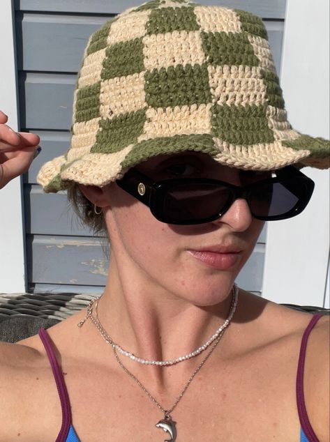 Olive green and cream crochet checked bucket hat Bd Ideas, Knitted Bucket Hat, Green Bucket Hat, Project List, Crochet Bucket Hat, Crochet Inspo, Fit Check, Crochet Fashion, Art Stuff