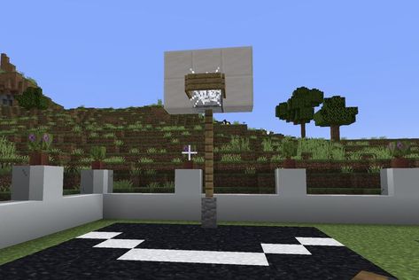 Minecraft Basketball Hoop Canvas Painting Projects, Minecraft City, Minecraft Decorations, Minecraft House Designs, Basketball Hoop, Minecraft Houses, Painting Projects, Minecraft, Canvas Painting