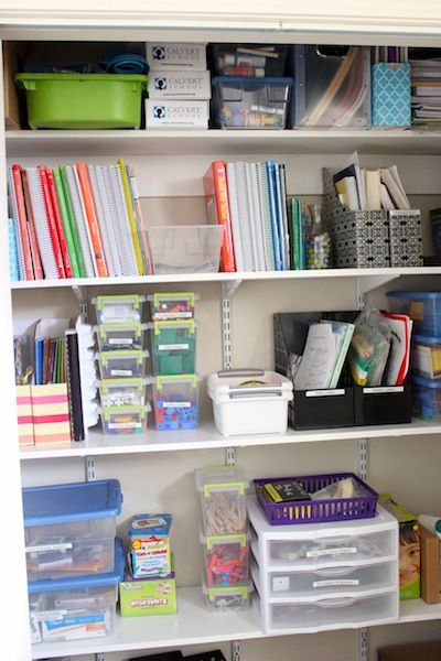 Organizing #homeschool manipulatives on the cheap. Homeschool Closet, Homeschool Manipulatives, Bins Organization, Organization Bins, Homeschool Room Design, Organization School, Homeschool Room Organization, Cheap Organization, Homeschool Supplies