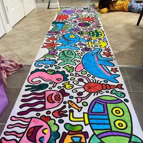 Giant Art Banners - Friends Art Lab Diy Giant Coloring Poster, Big Art Day Ideas, Collaborative Drawing, Giant Coloring Poster, Apple Birthday, Art Teacher Resources, Summer Art Projects, Collaborative Art Projects, Festival Ideas