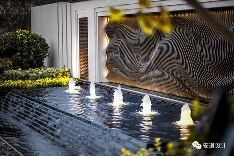 Waterscape Design, Water Fountain Design, House Architecture Styles, Architecture Blueprints, Water Feature Wall, Architectural Lighting Design, Luxury Landscaping, Pool Water Features, Urban Landscape Design