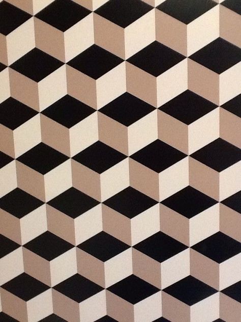 Tesallations Designs, Geometric Pattern Painting, Home Gel Nails, Optical Illusion Quilts, Half Square Triangle Quilts Pattern, Home Drawing, Drawing Home, Geometric Origami, Nails Home