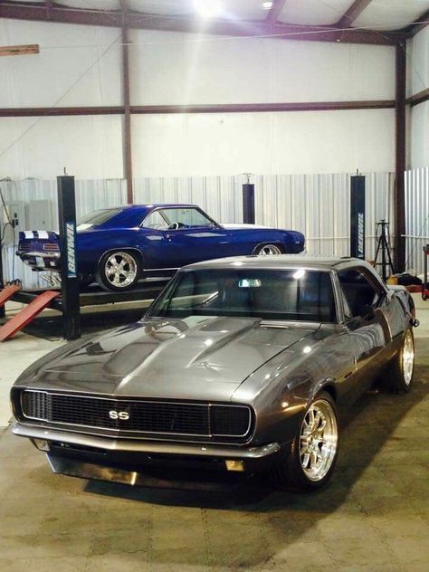 Old Muscle Cars, Vintage Muscle Cars, Chevy Muscle Cars, Custom Muscle Cars, Vintage Muscle, Sweet Cars, Camaro Ss, Us Cars, Hot Rods Cars