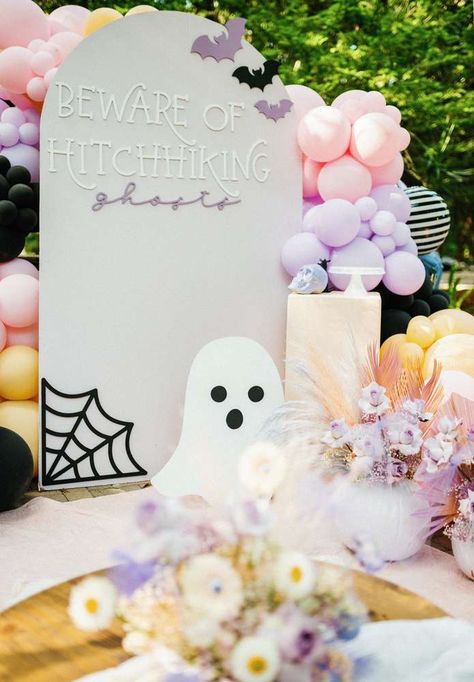 Halloween Halloween Party Ideas | Photo 2 of 14 | Catch My Party Pink Halloween Bachelorette Party, Pink Halloween Photo Backdrop, Girly Halloween Birthday Party, Pink Halloween Party Decor, Ghost Backdrop, Girly Halloween Party, Pastel Halloween Party, Girl Halloween Party, Halloween Party Centerpieces