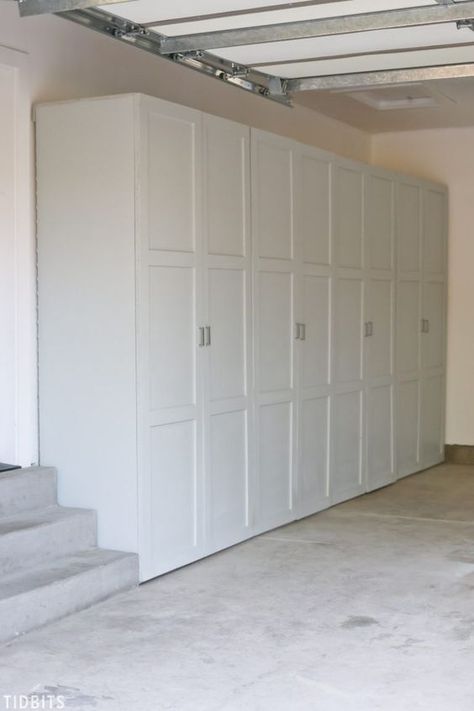 Basement Storage Cabinets, Garage Storage Plans, Garage Boden, Diy Garage Storage Cabinets, Garage Floor Paint, Garage Door Types, Free Building Plans, Garage Tool Storage, Garage Remodel