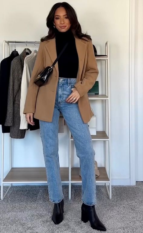 Outfits With Brown Blazers For Women, How To Style A Brown Blazer Women, 77 Degree Weather Outfit Work, Winter Bussines Outfits, How To Wear A Brown Blazer, Shoes To Wear With Suits Women, Fall Office Attire Women, Fall Office Outfits For Women 2023, Brown Blazer Outfits For Women Work