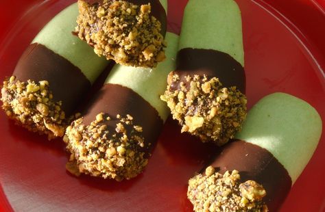 Throwback Thursday: Creme de Menthe Pistachio Finger Cookies - Entertainment & Life - providencejournal.com - Providence, RI Pistachio Nut, Back In 2005, Finger Cookies, Popular Cookies, Pistachios Nuts, Gourmet Cookies, Pretty Cookies, Italian Cookies, Green Food Coloring