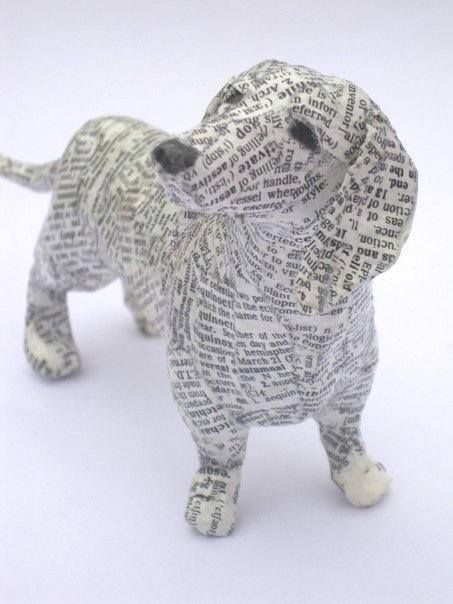 paper mache` Dog Art Diy, Joululahjat Diy, Paper Mache Projects, Paper Mache Animals, Paper Mache Clay, Paper Mache Sculpture, Paper Mache Art, Paper Mache Crafts, Dog Sculpture