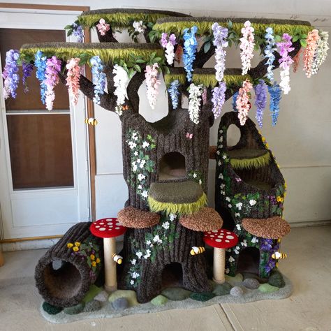 Custom Cat Trees, Cat Room Decor, Diy Moss, Cat Castle, Cat Patio, Cat Tree House, Diy Cat Tree, Cat House Diy, Cat Towers